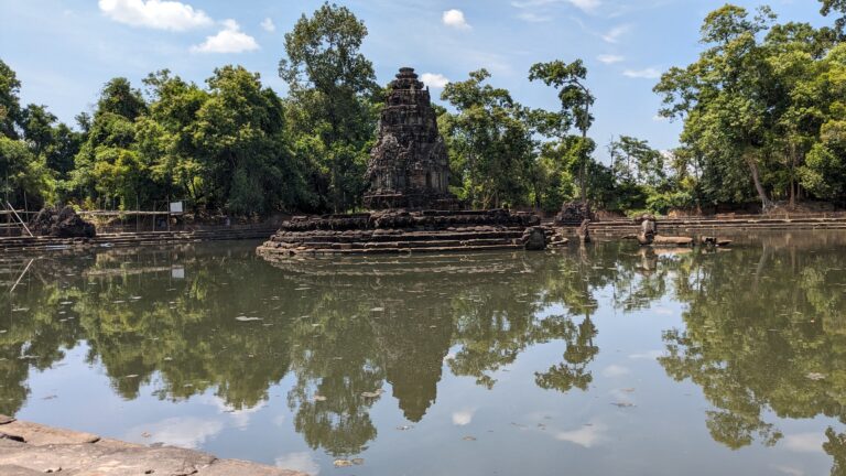 Neak Pean